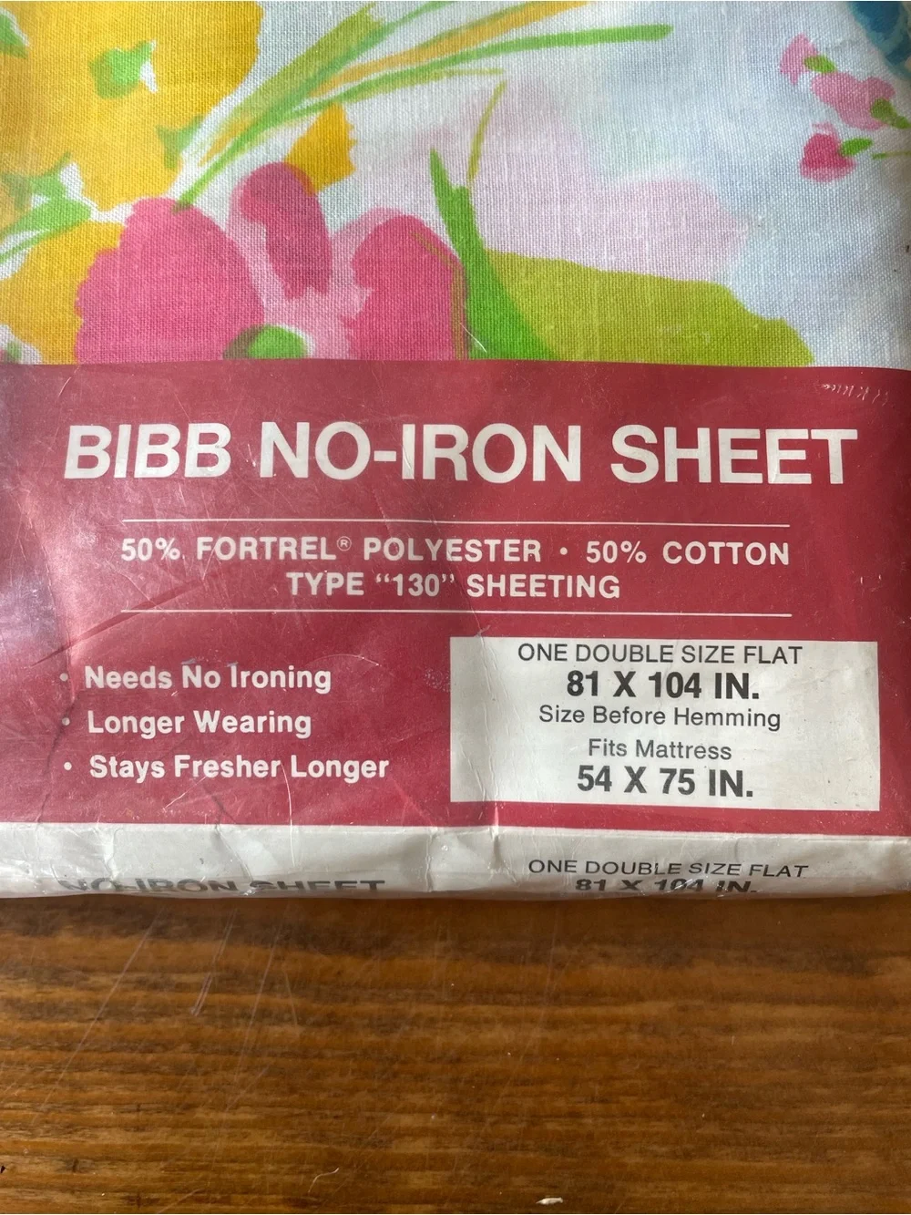 Vintage BIBB No-Iron Floral Sheet , One Double Size Flat 81x104” Bedding
